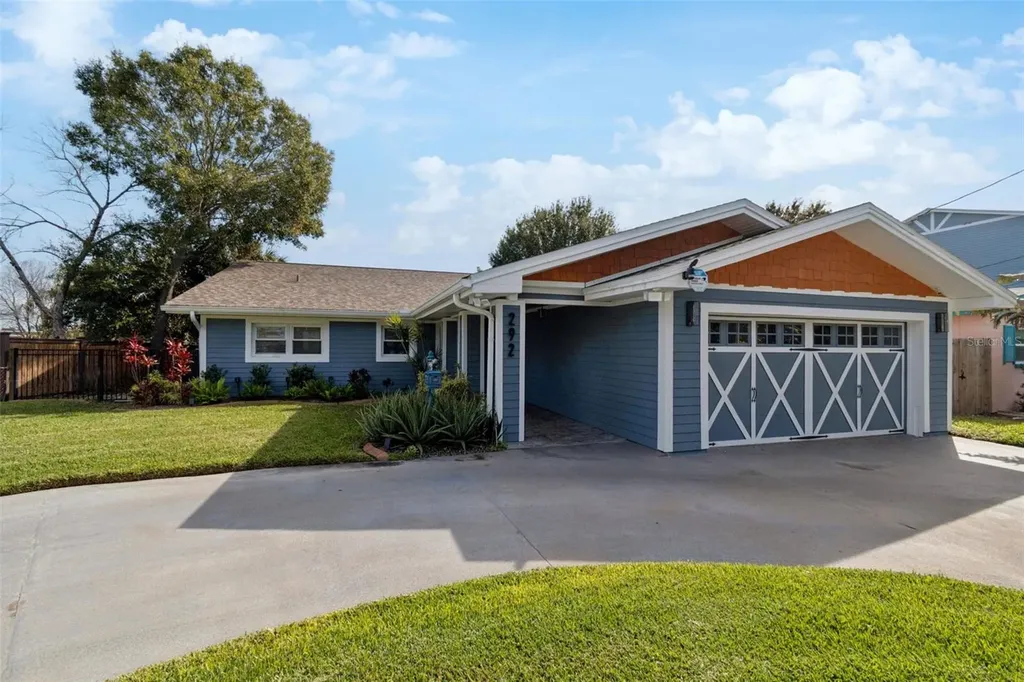 292 Sunlit Cove Drive NE St Petersburg FL 33702
