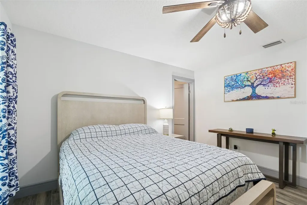 292 Sunlit Cove Drive NE St Petersburg FL 33702