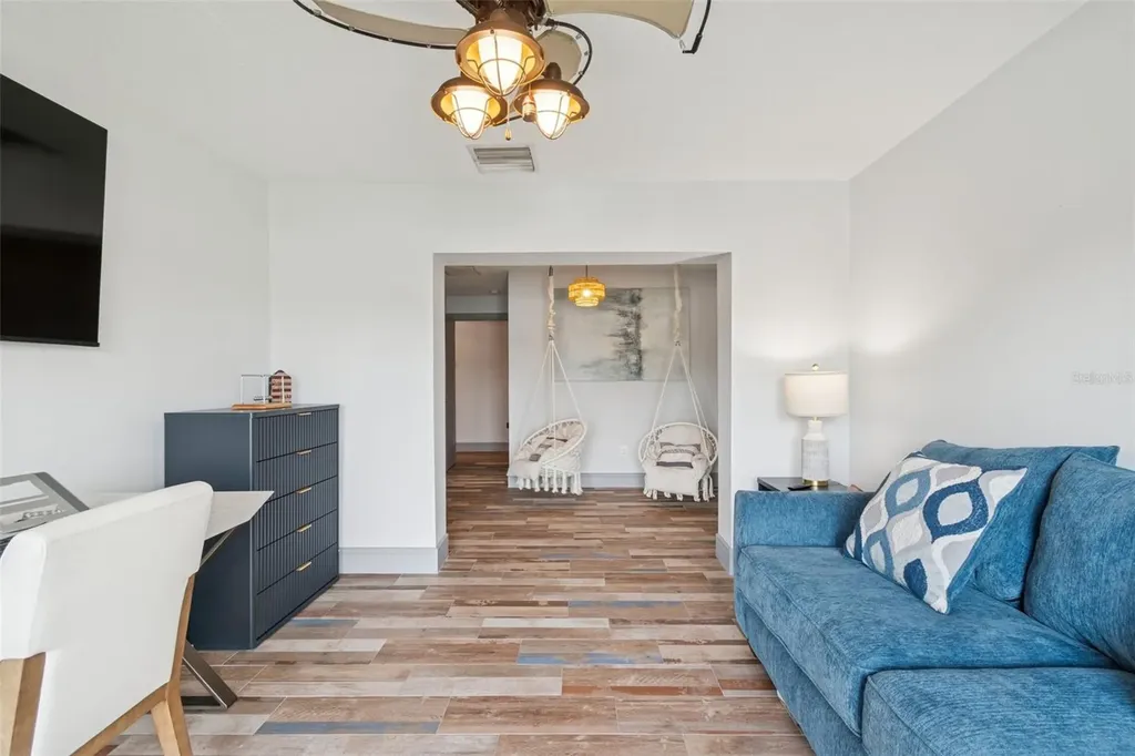 292 Sunlit Cove Drive NE St Petersburg FL 33702