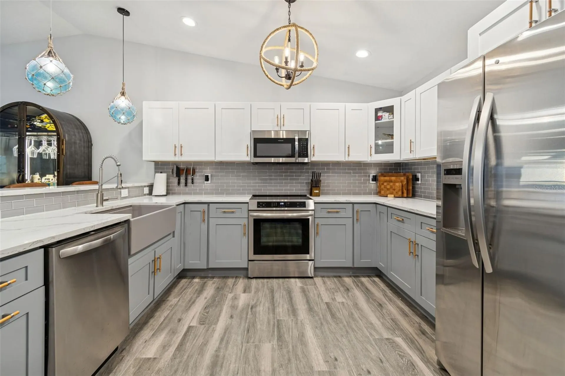 292 Sunlit Cove Drive NE St Petersburg FL 33702