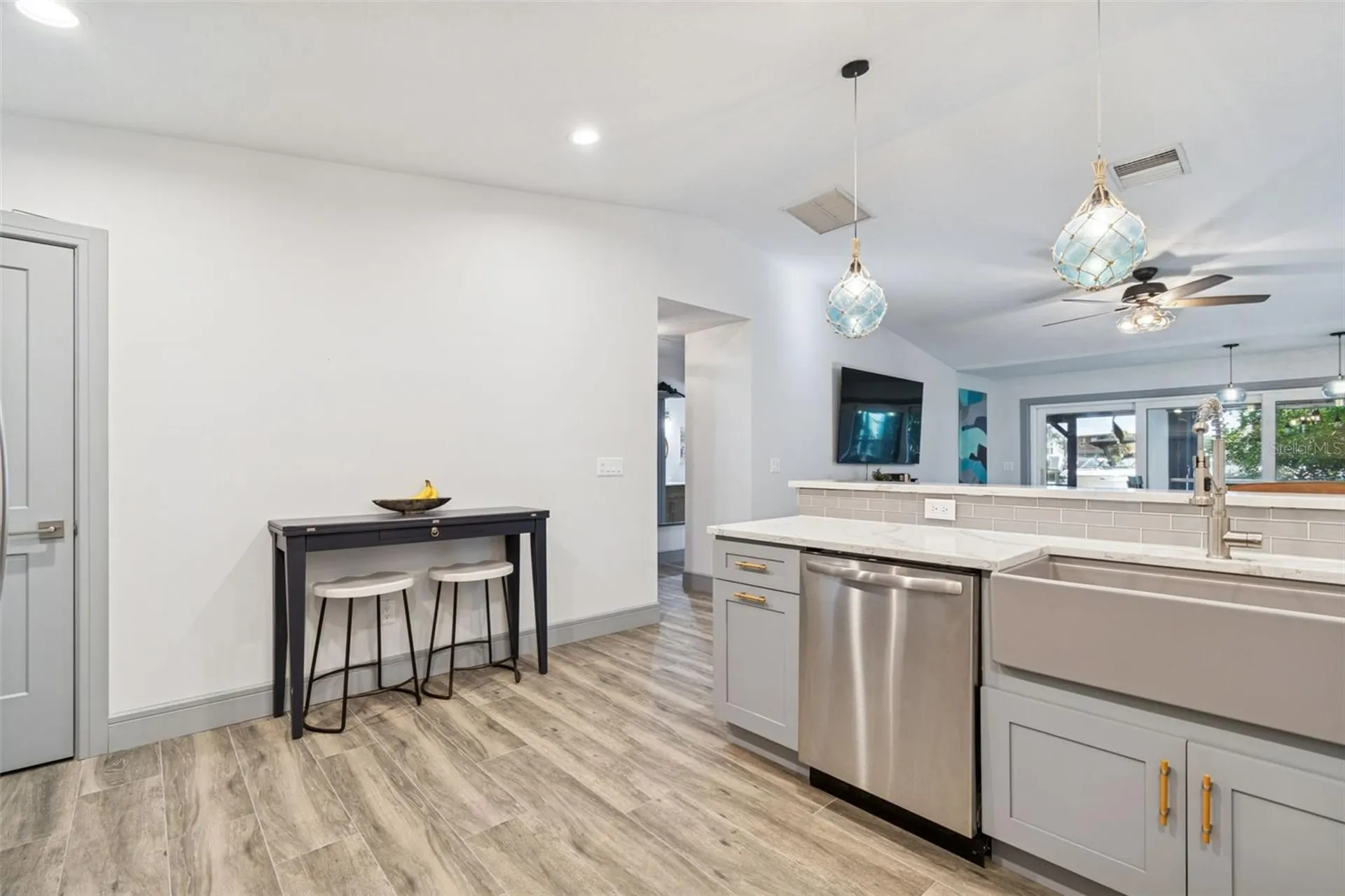 292 Sunlit Cove Drive NE St Petersburg FL 33702