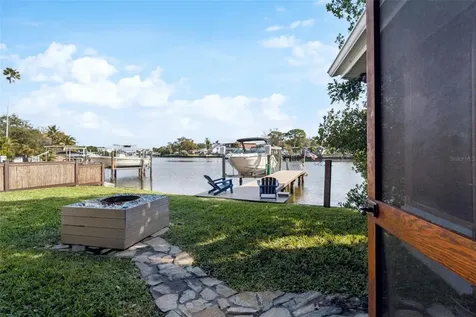 292 Sunlit Cove Drive NE St Petersburg FL 33702
