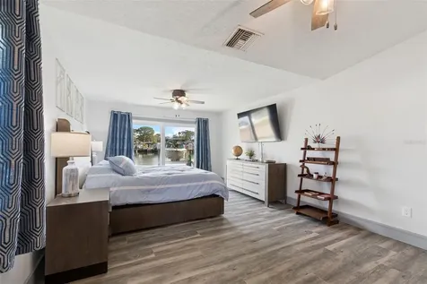 292 Sunlit Cove Drive NE St Petersburg FL 33702