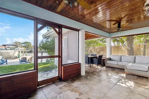 292 Sunlit Cove Drive NE St Petersburg FL 33702