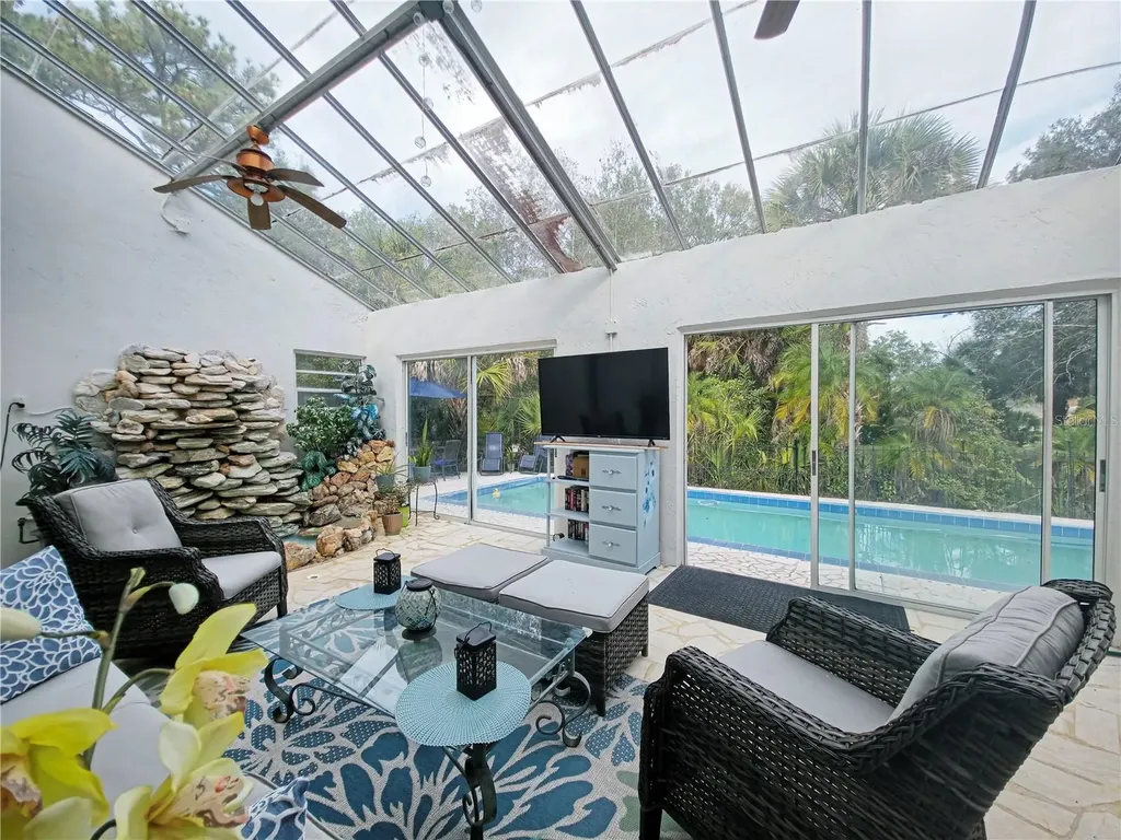 1052 Laura Street Casselberry FL 32707