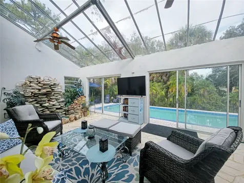 1052 Laura Street Casselberry FL 32707