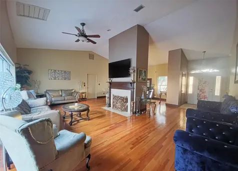 1052 Laura Street Casselberry FL 32707