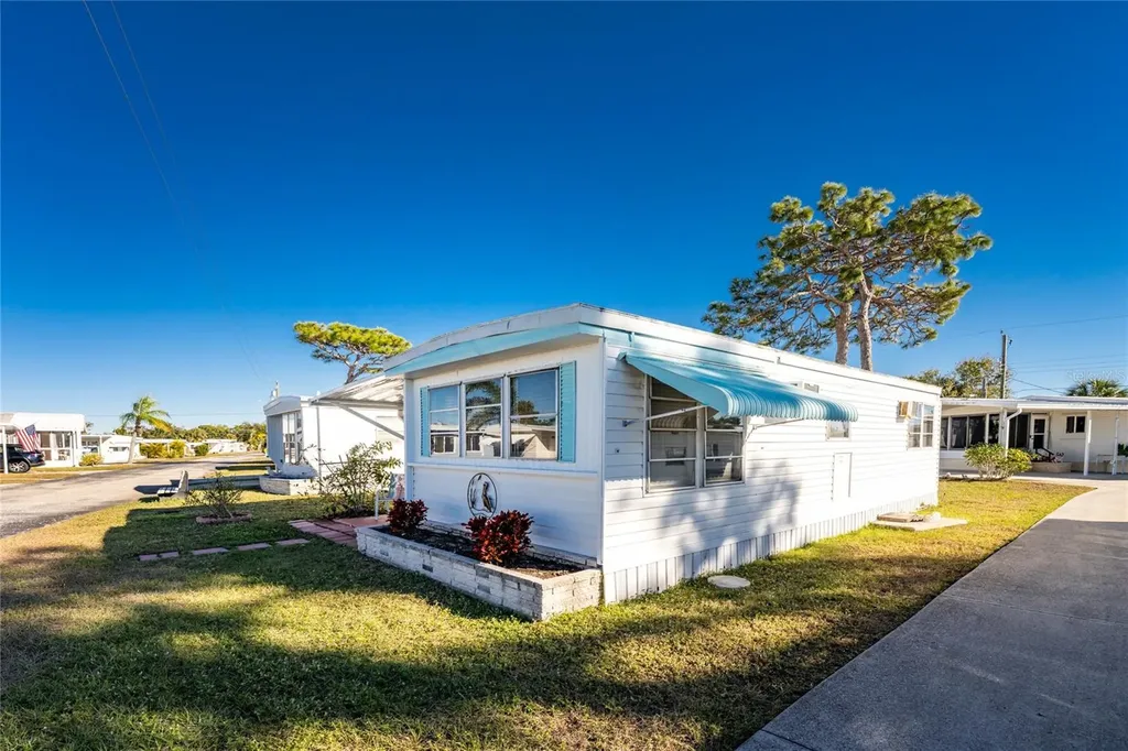 1891 Englewood Road Englewood FL 34223