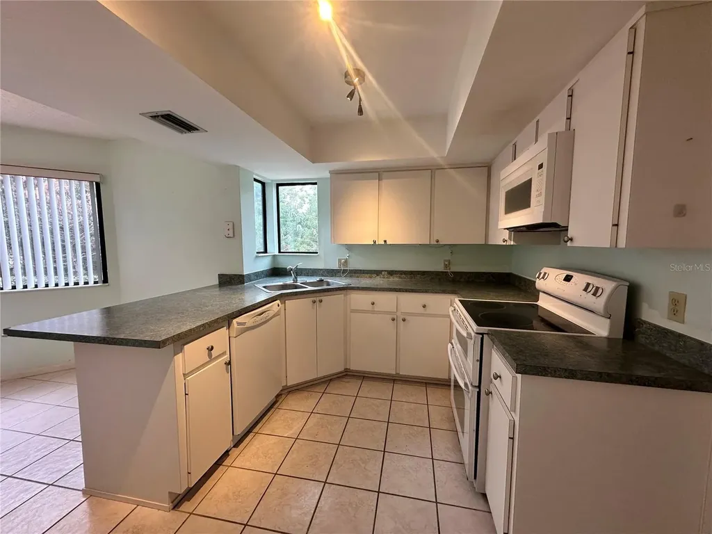 13 Surrey Court Palm Coast FL 32137