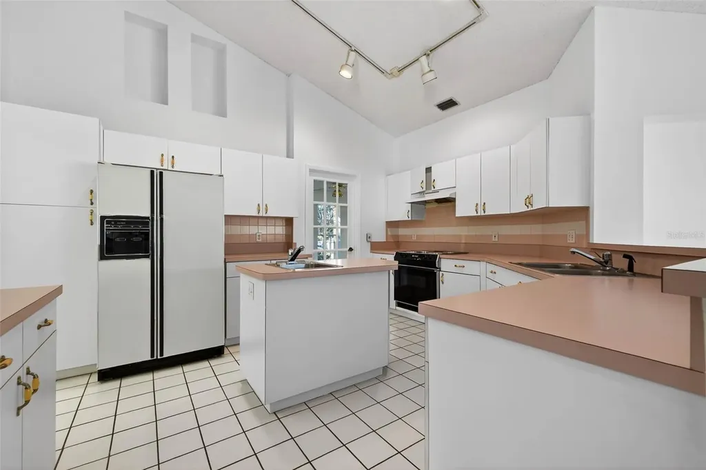 1819 Tree Swallow Way Palm Harbor FL 34683