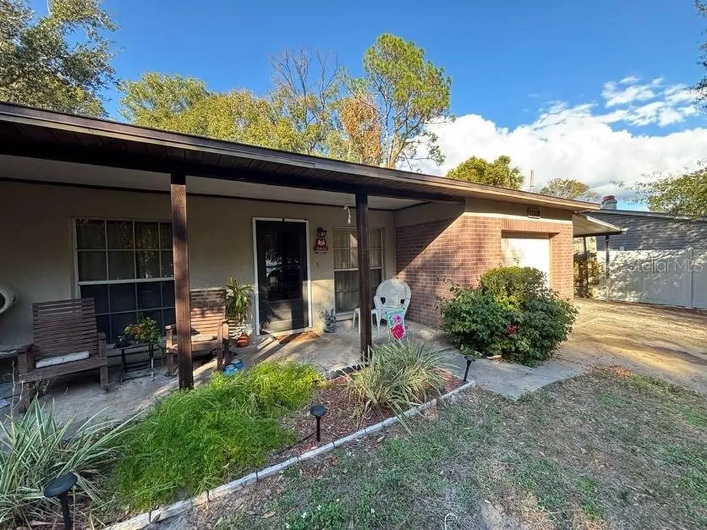 8709 Fountain Avenue Tampa FL 33615