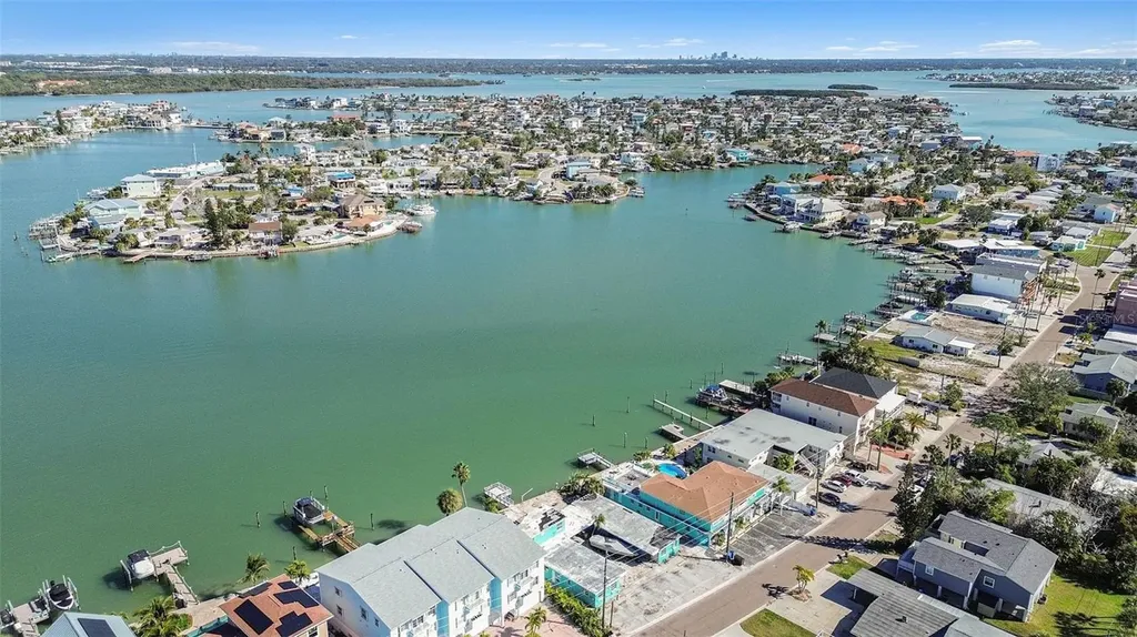 14215 N Bayshore Drive Madeira Beach FL 33708