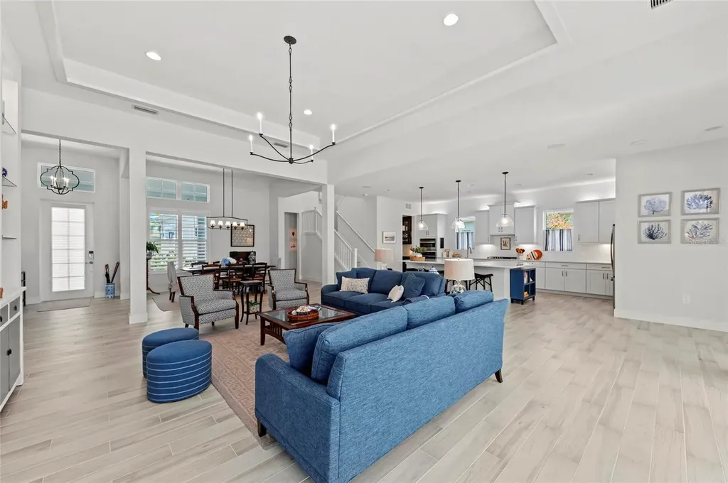 8067 Waterbend Trail Sarasota FL 34240