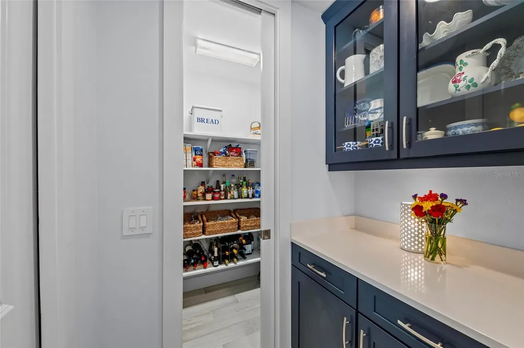 8067 Waterbend Trail Sarasota FL 34240