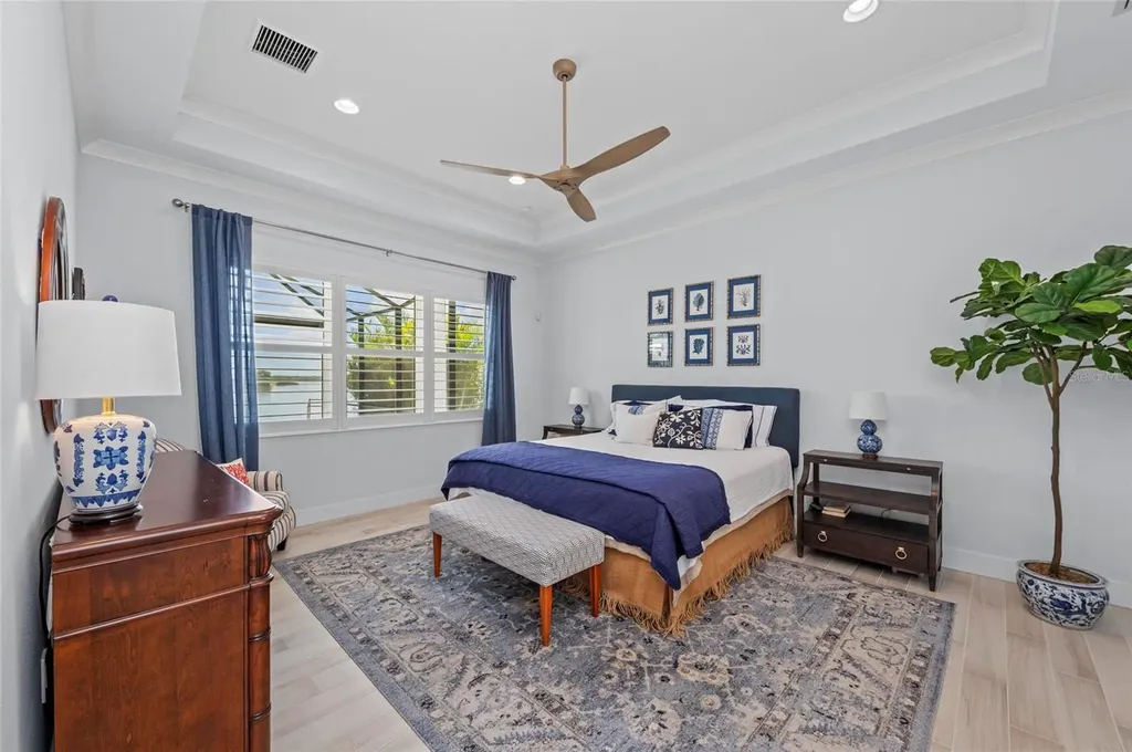 8067 Waterbend Trail Sarasota FL 34240
