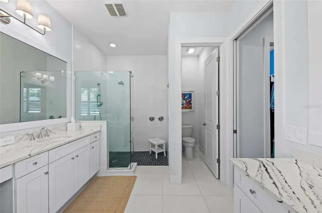8067 Waterbend Trail Sarasota FL 34240