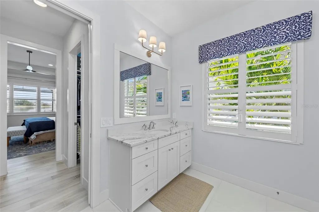 8067 Waterbend Trail Sarasota FL 34240