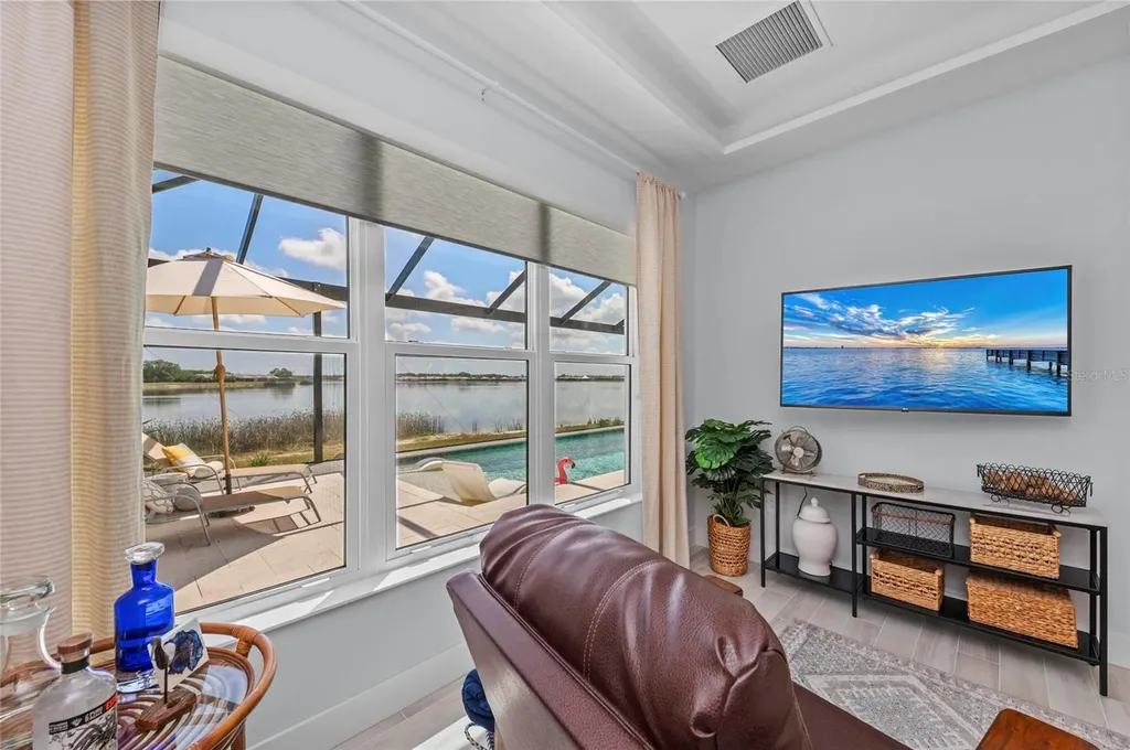 8067 Waterbend Trail Sarasota FL 34240