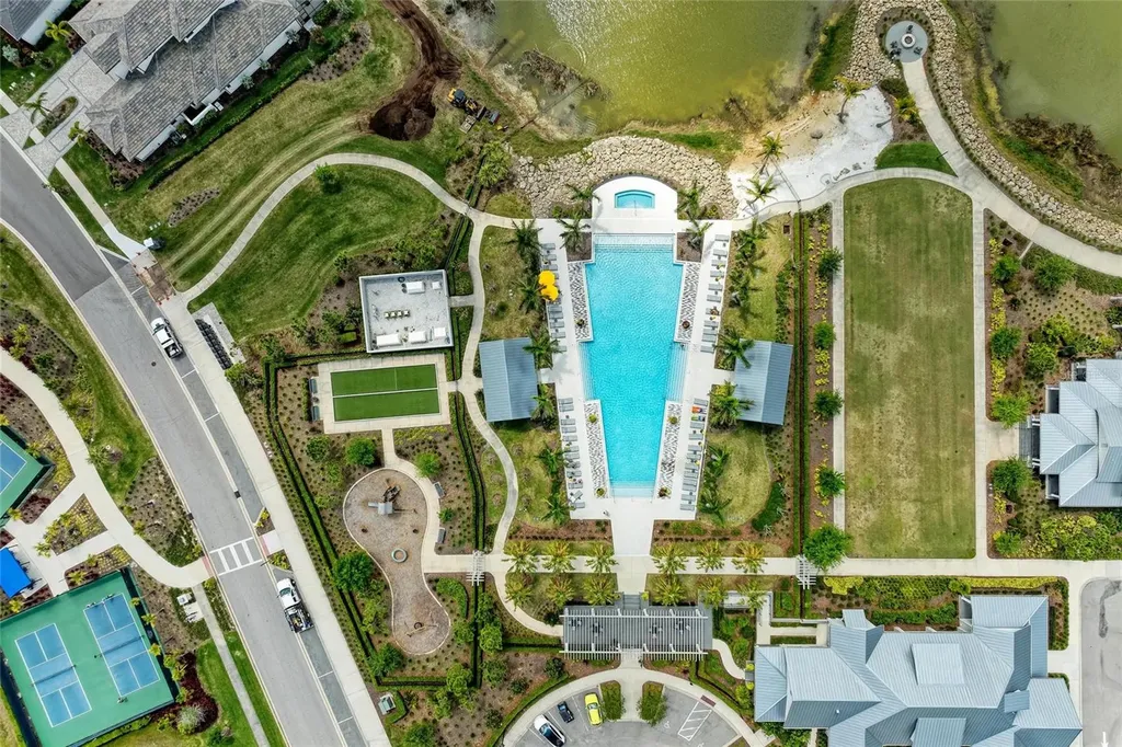 8067 Waterbend Trail Sarasota FL 34240
