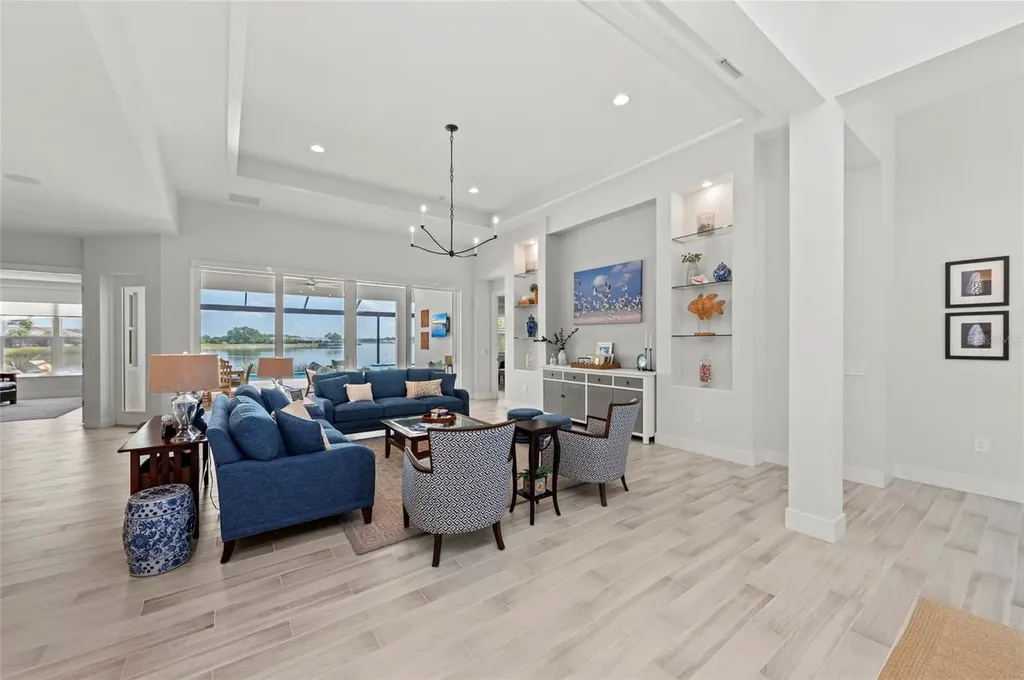 8067 Waterbend Trail Sarasota FL 34240