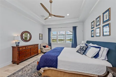 8067 Waterbend Trail Sarasota FL 34240