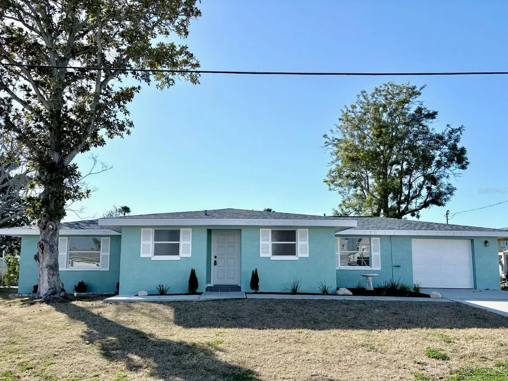 13737 Michelle Avenue Hudson FL 34667