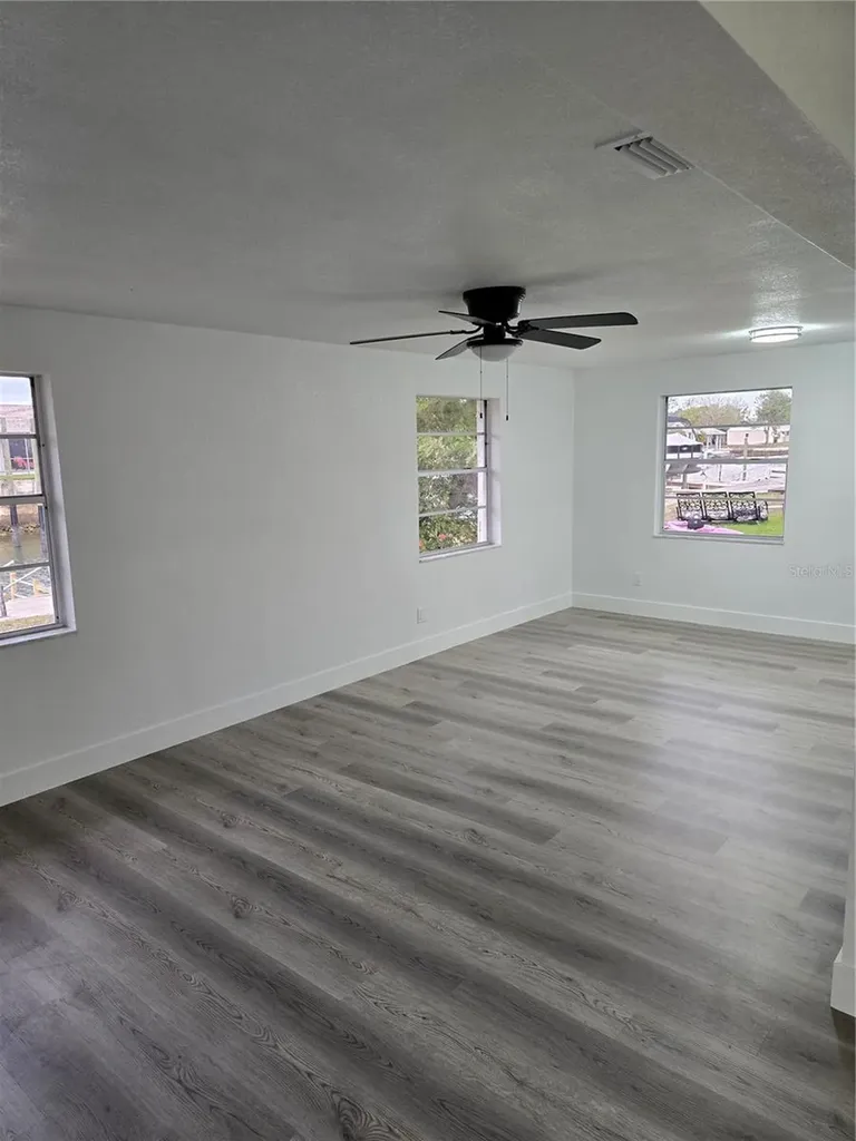 13737 Michelle Avenue Hudson FL 34667