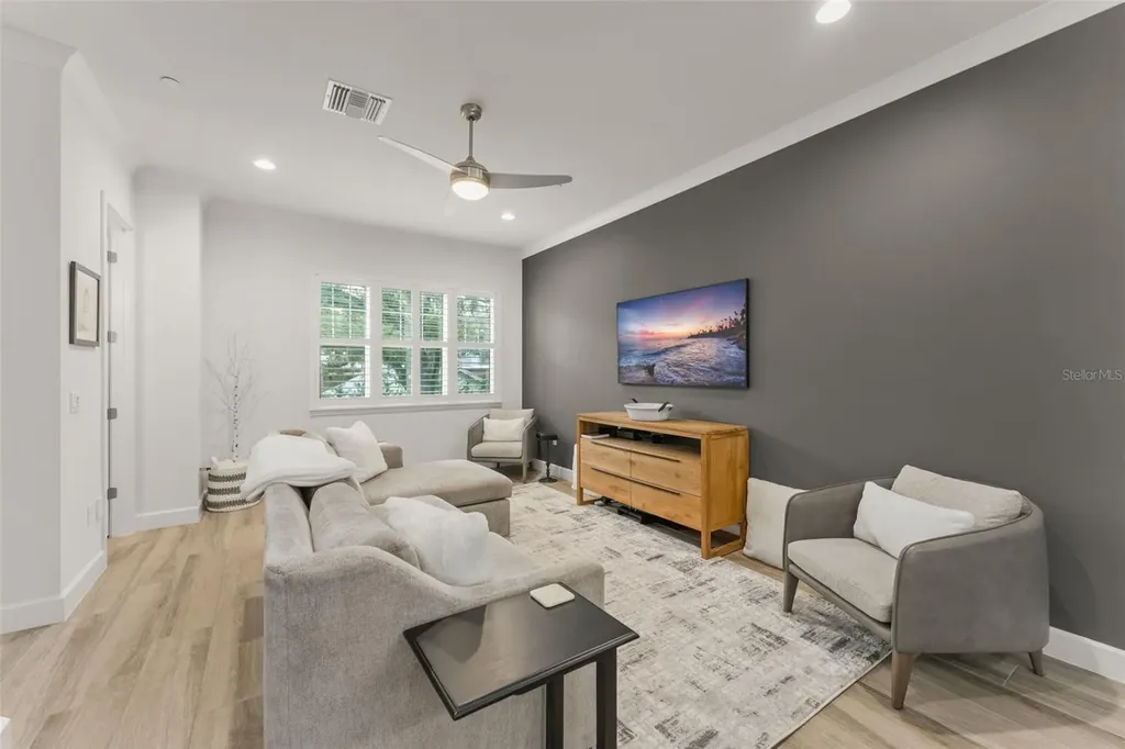 131 Oak Laurel Drive Winter Garden FL 34787