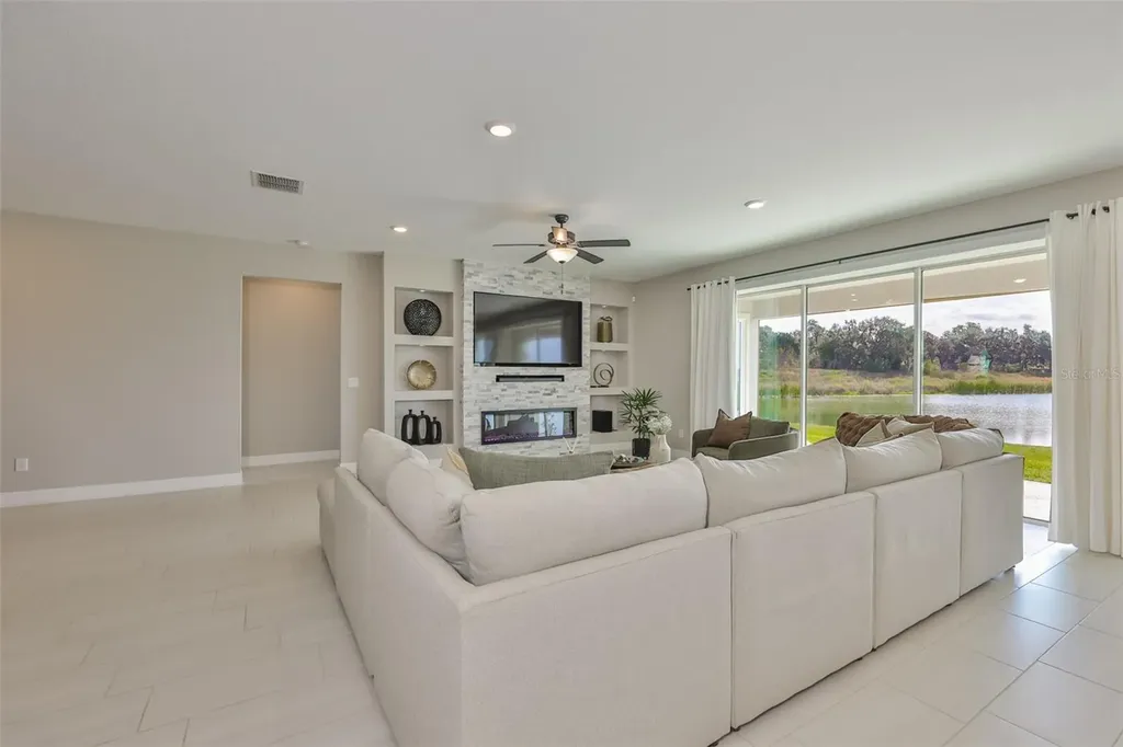 9497 Ibis Grove Boulevard Wesley Chapel FL 33545