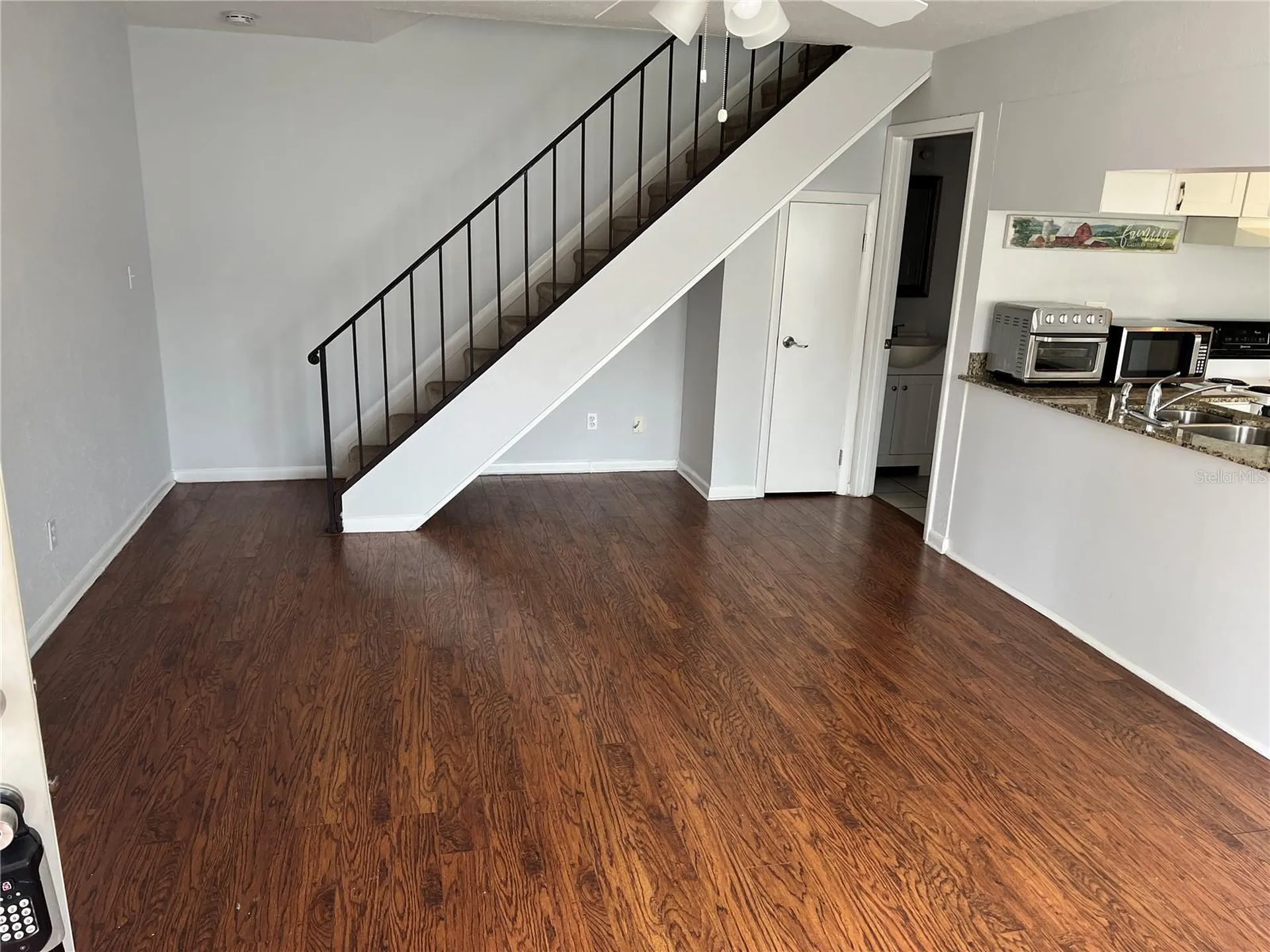 4251 Pinebark Avenue Orlando FL 32811