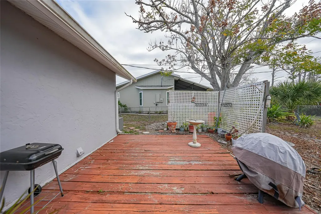 7214 Snow Drive Englewood FL 34224
