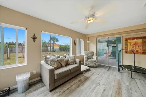 7214 Snow Drive Englewood FL 34224