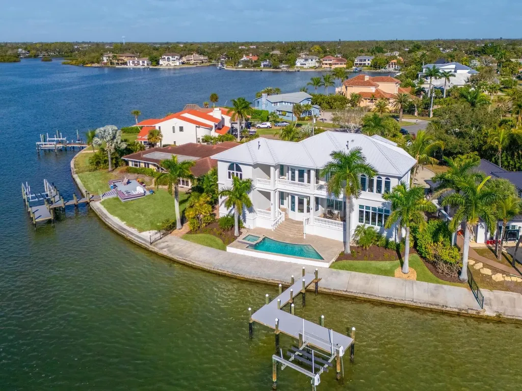1500 Caribbean Drive Sarasota FL 34231