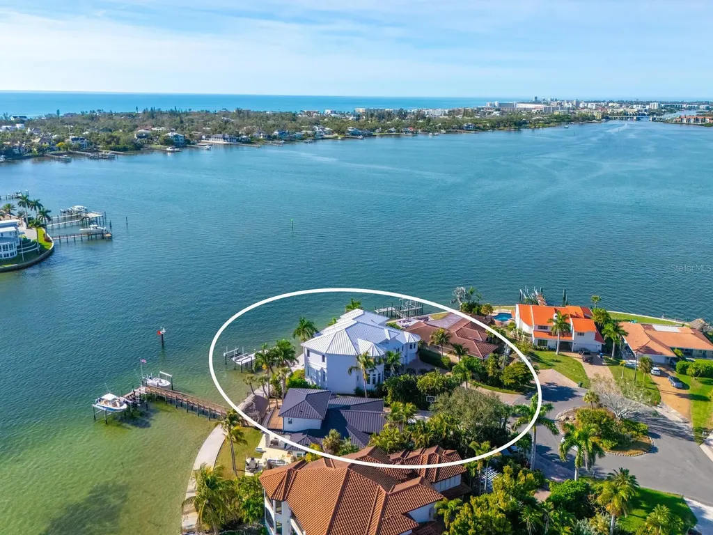 1500 Caribbean Drive Sarasota FL 34231