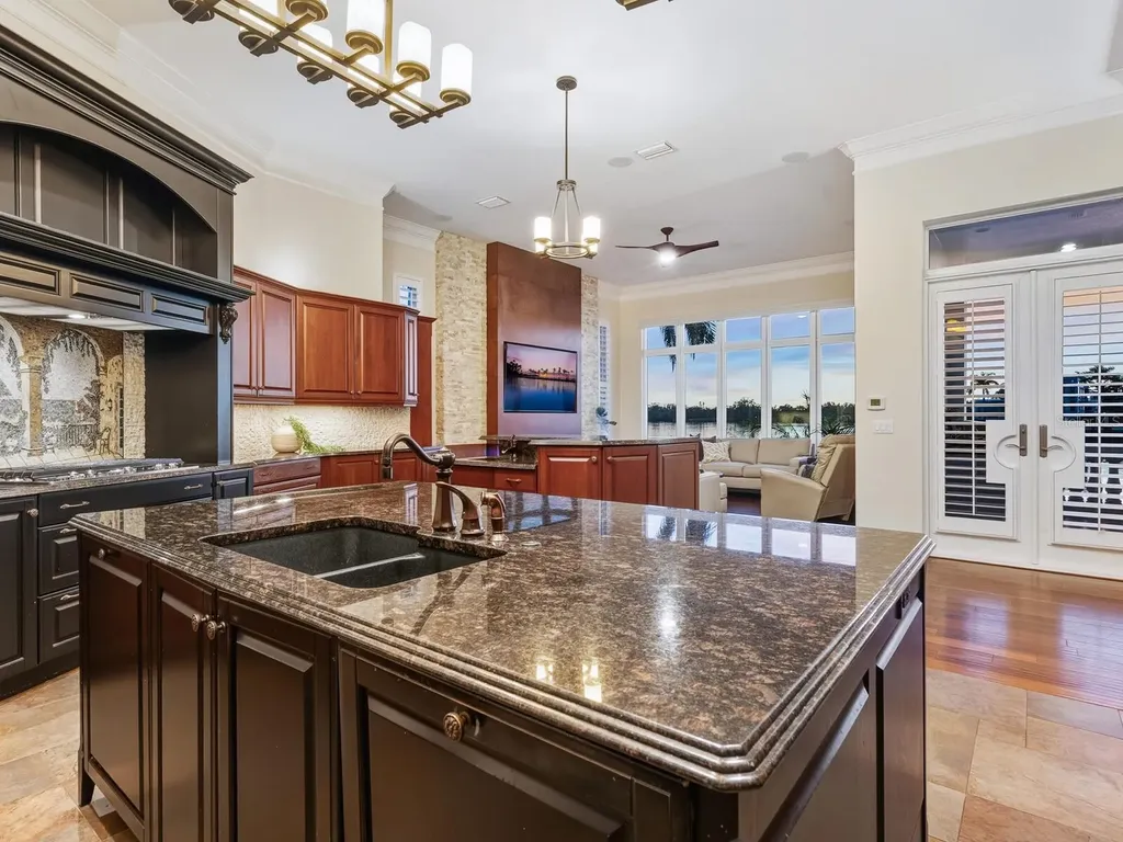 1500 Caribbean Drive Sarasota FL 34231