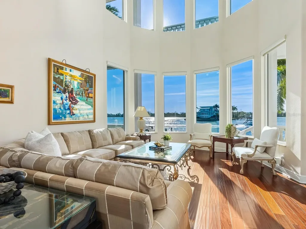 1500 Caribbean Drive Sarasota FL 34231