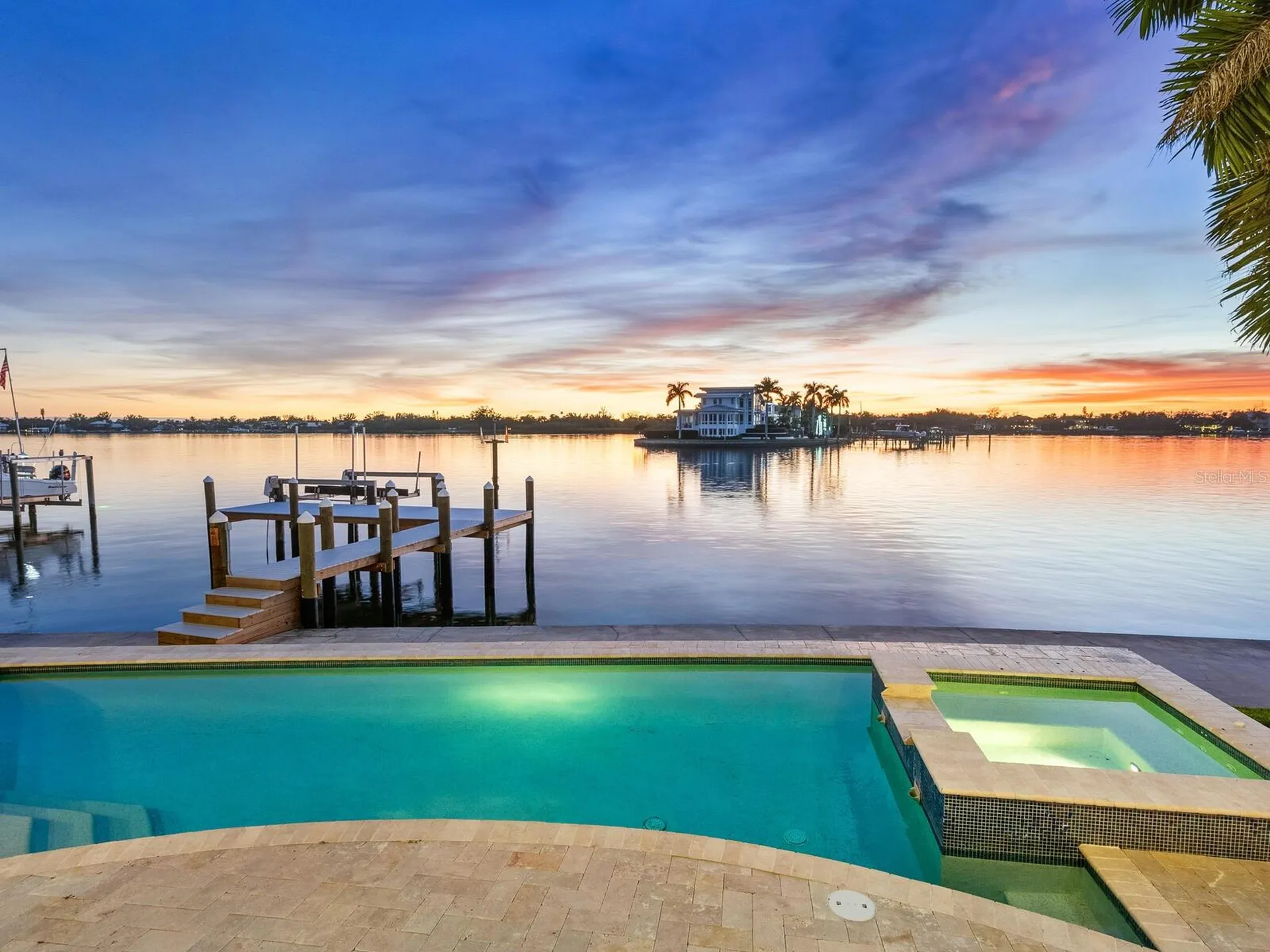 1500 Caribbean Drive Sarasota FL 34231