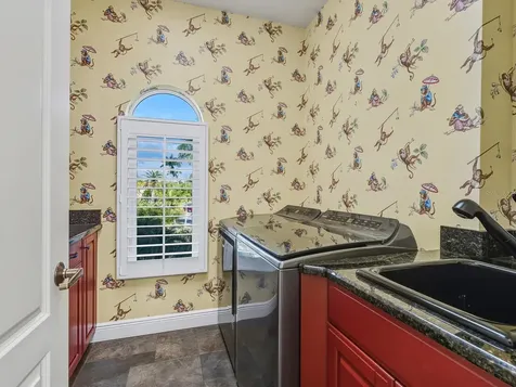 1500 Caribbean Drive Sarasota FL 34231