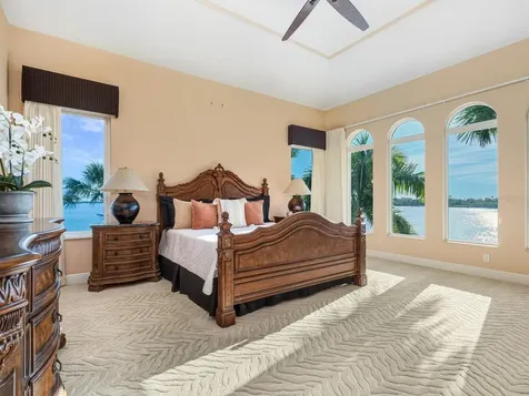 1500 Caribbean Drive Sarasota FL 34231