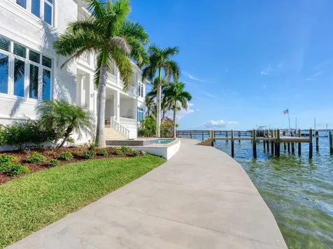 1500 Caribbean Drive Sarasota FL 34231