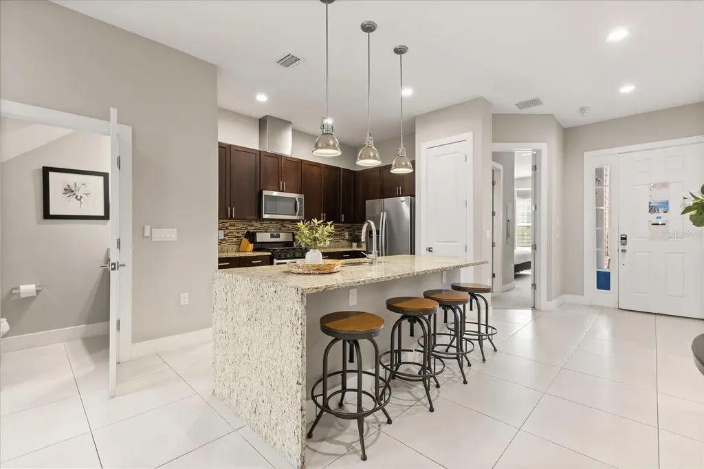 2637 Sunrise Shores Drive Kissimmee FL 34747