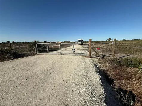 21377 NW 276th Street Okeechobee FL 34972
