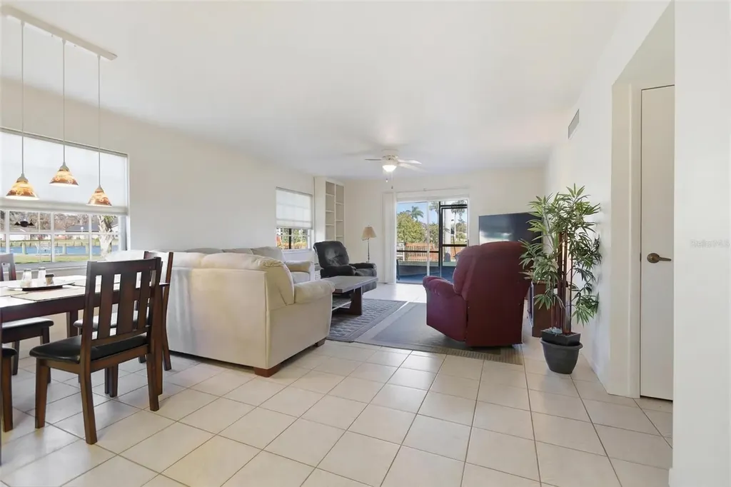1640 Juno Trail Astor FL 32102
