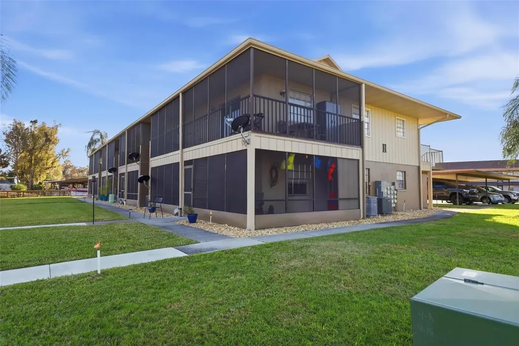 1640 Juno Trail Astor FL 32102