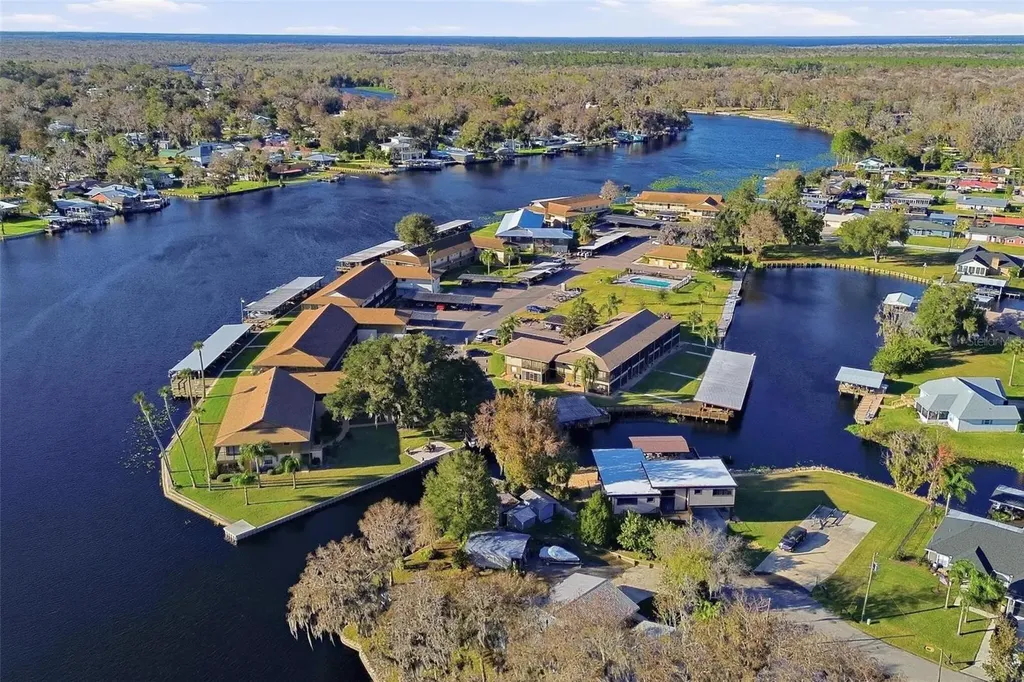 1640 Juno Trail Astor FL 32102
