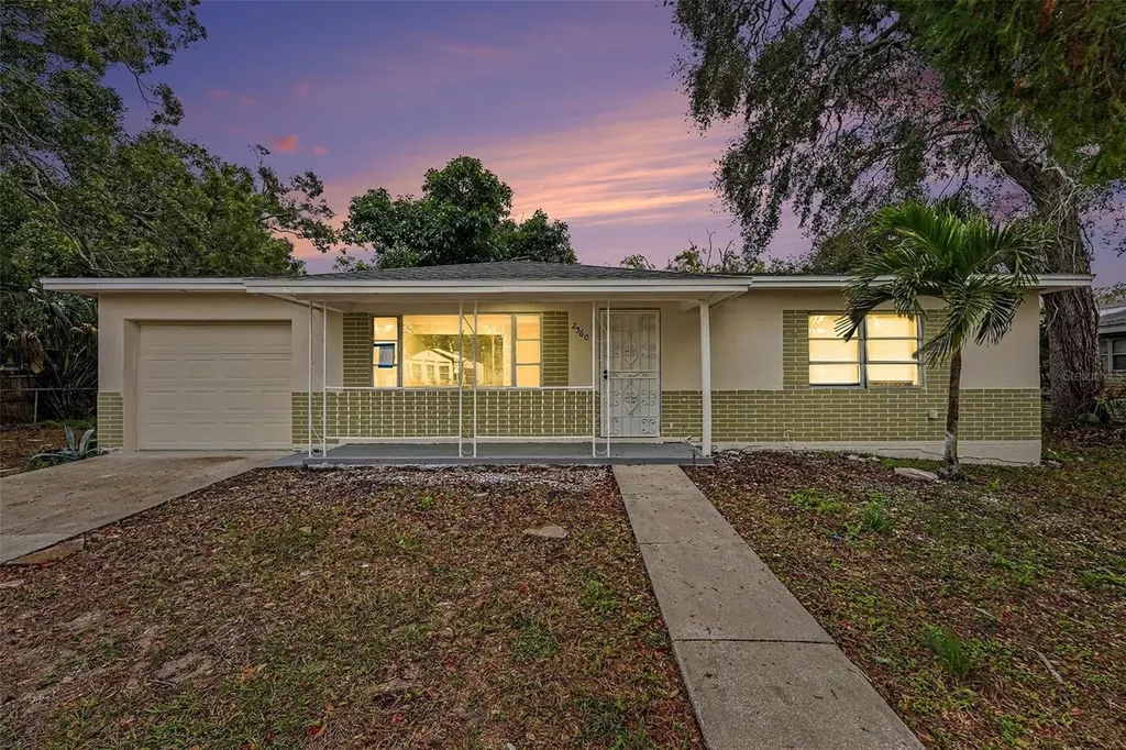 2560 Queensboro Avenue S St Petersburg FL 33712