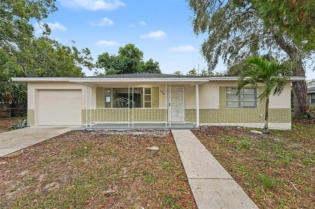 2560 Queensboro Avenue S St Petersburg FL 33712