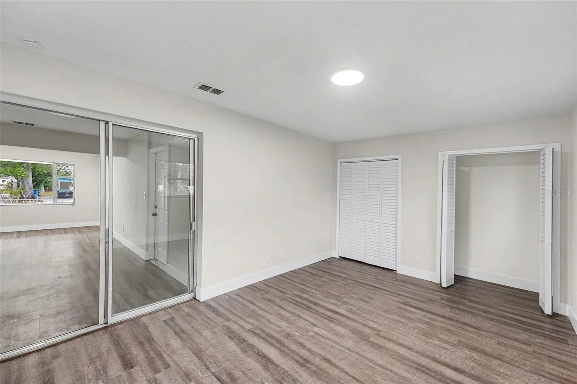 2560 Queensboro Avenue S St Petersburg FL 33712