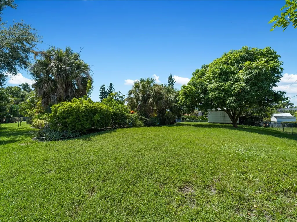 424 Baycrest Drive Venice FL 34285