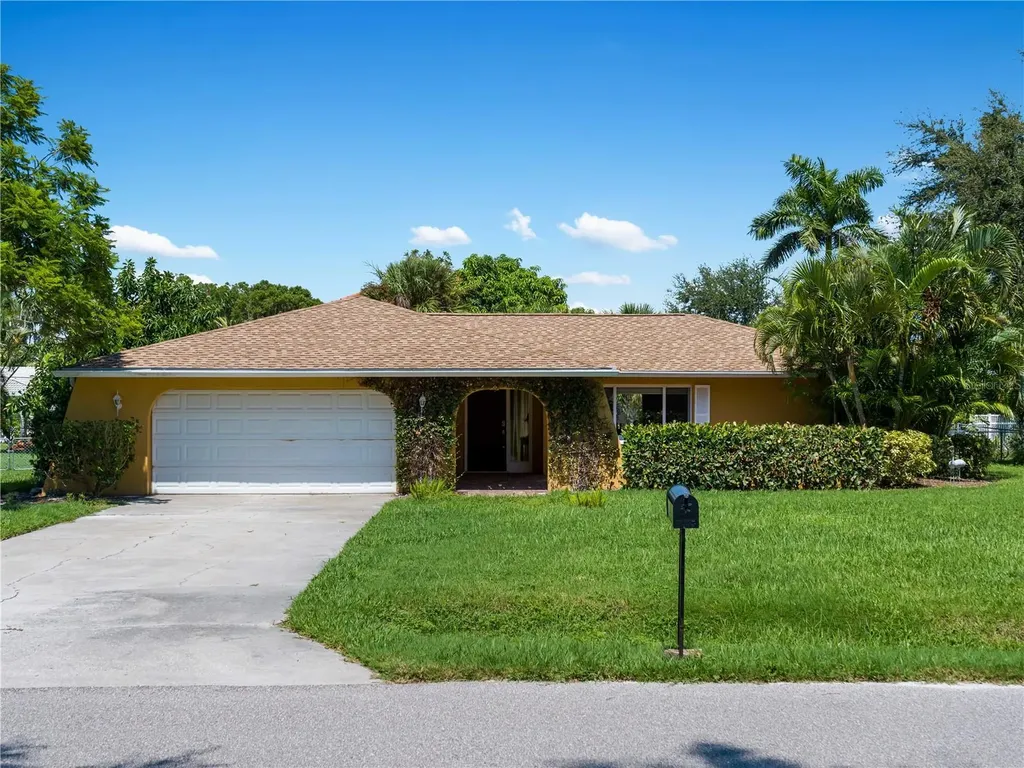 424 Baycrest Drive Venice FL 34285